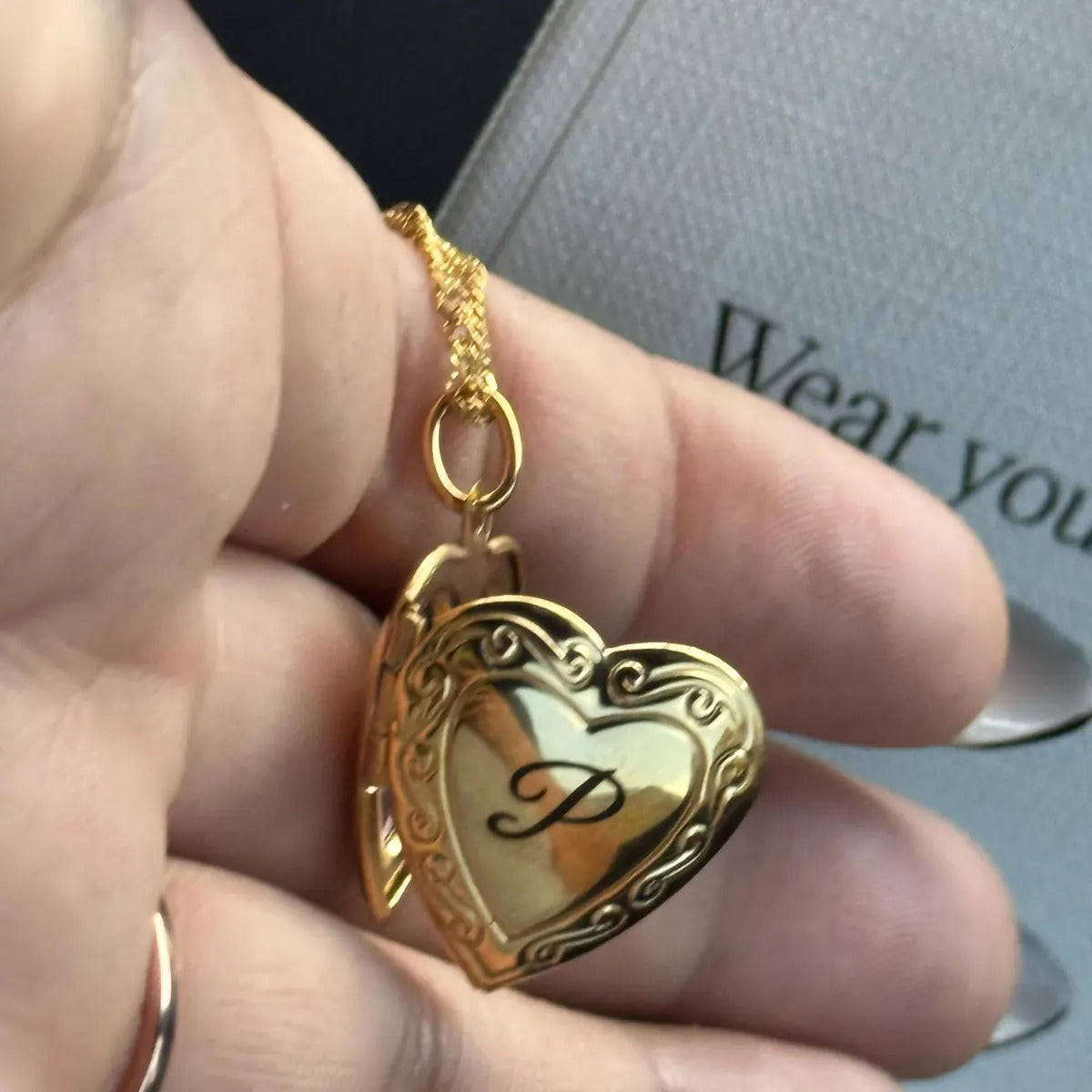 Gold Heart Locket Necklace — Personalized Photo Keepsake
